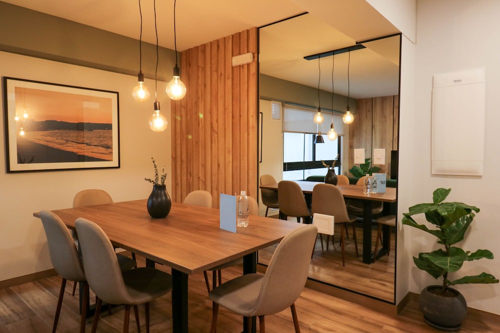 meeting & event spaces