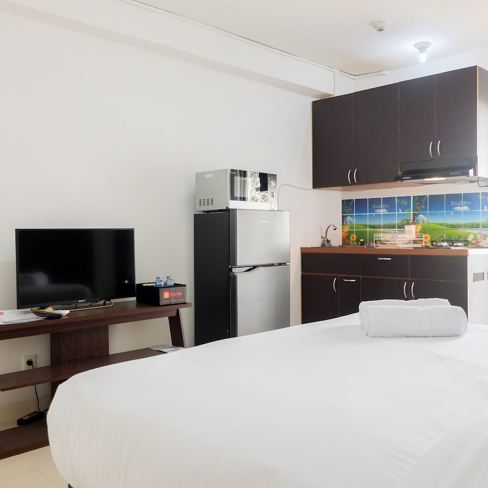 New Studio at Bassura City Apartment near Shopping Mall, Jakarta - 13