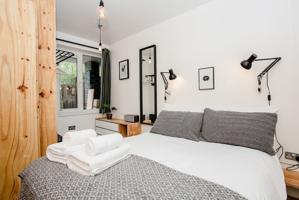 Modern Central 1 Bed in Clerkenwell - sleeps 4