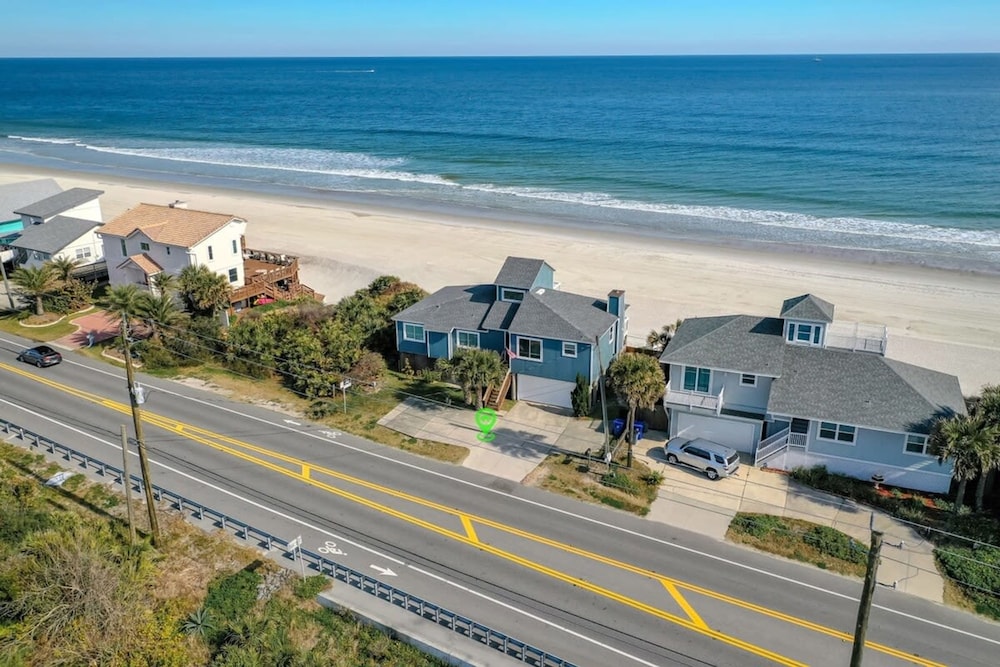 Oceanfront Blissful Sunrises Beach Gear BBQ