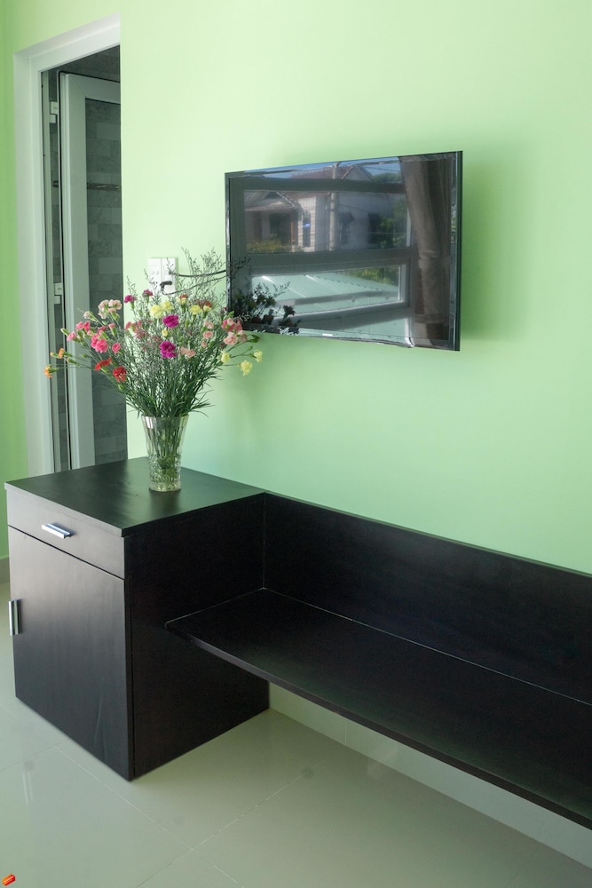 Chau Plus Homestay