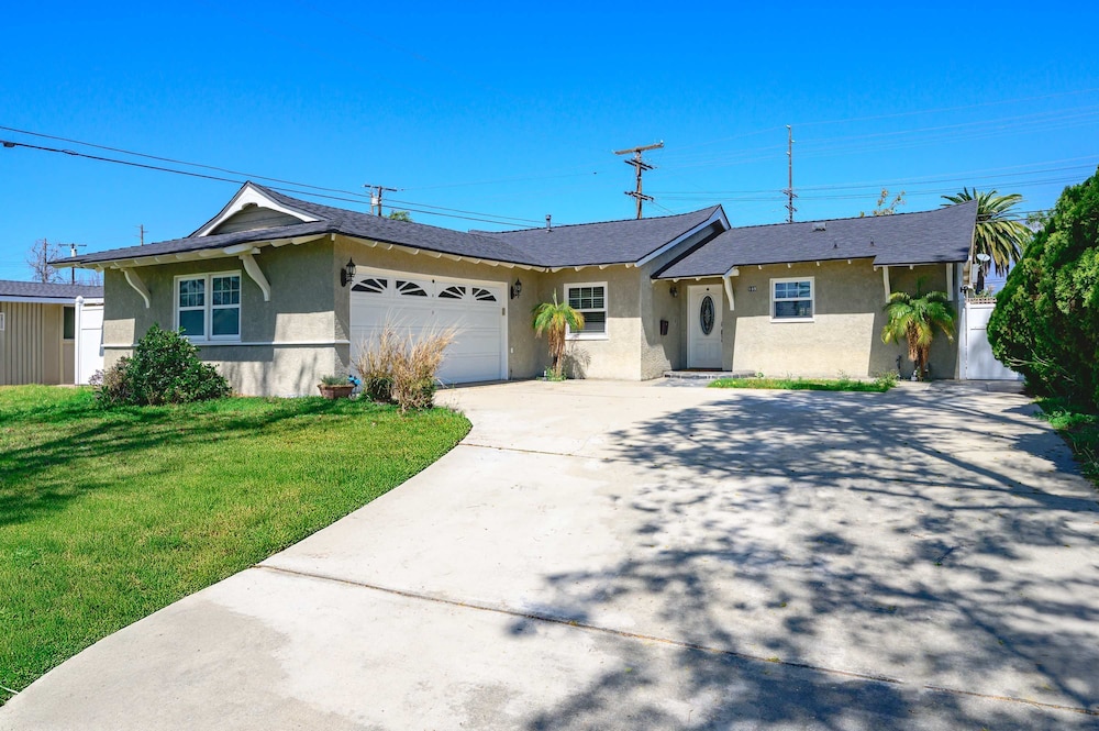 Cozy Getaway Bright Clean Fully Equipped