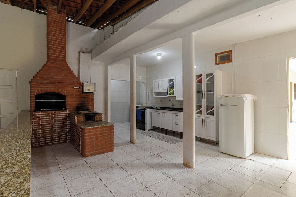 Ch Cara c Wifi Churrasq Pisc Lazer pet Friendly