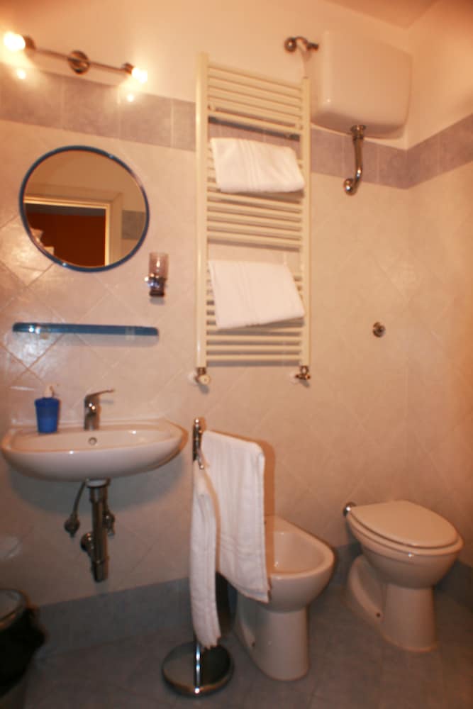 LT Rooms