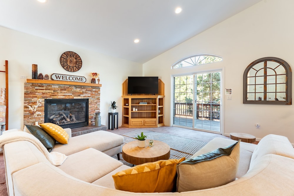 Blitzen by Avantstay Pet-friendly Tahoe Retreat