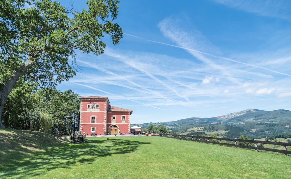 Palacio Horkasitas
