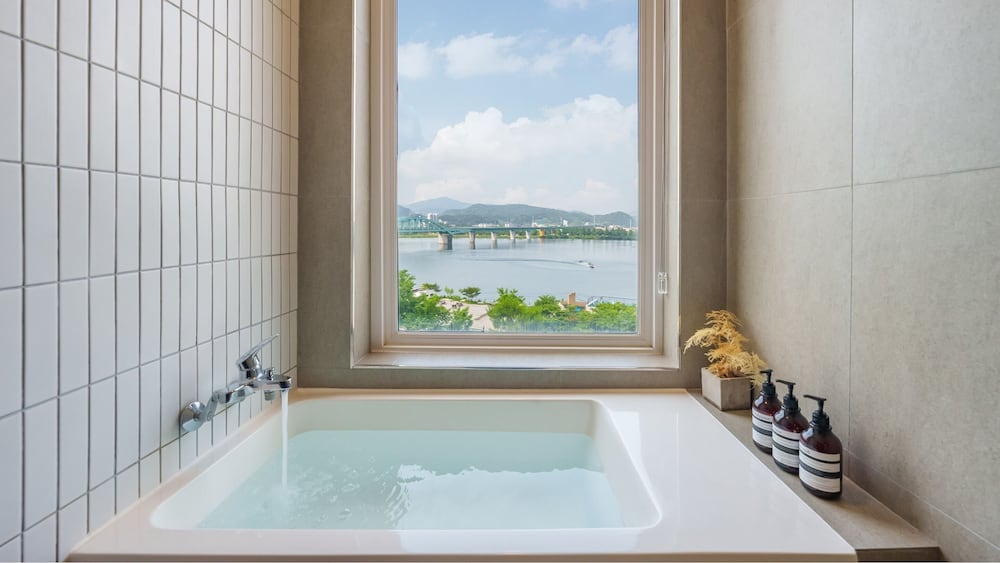 Chuncheon The Haven River Pension