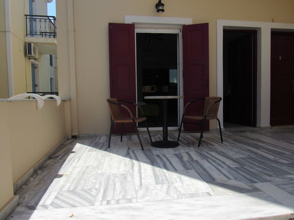 Photo 7