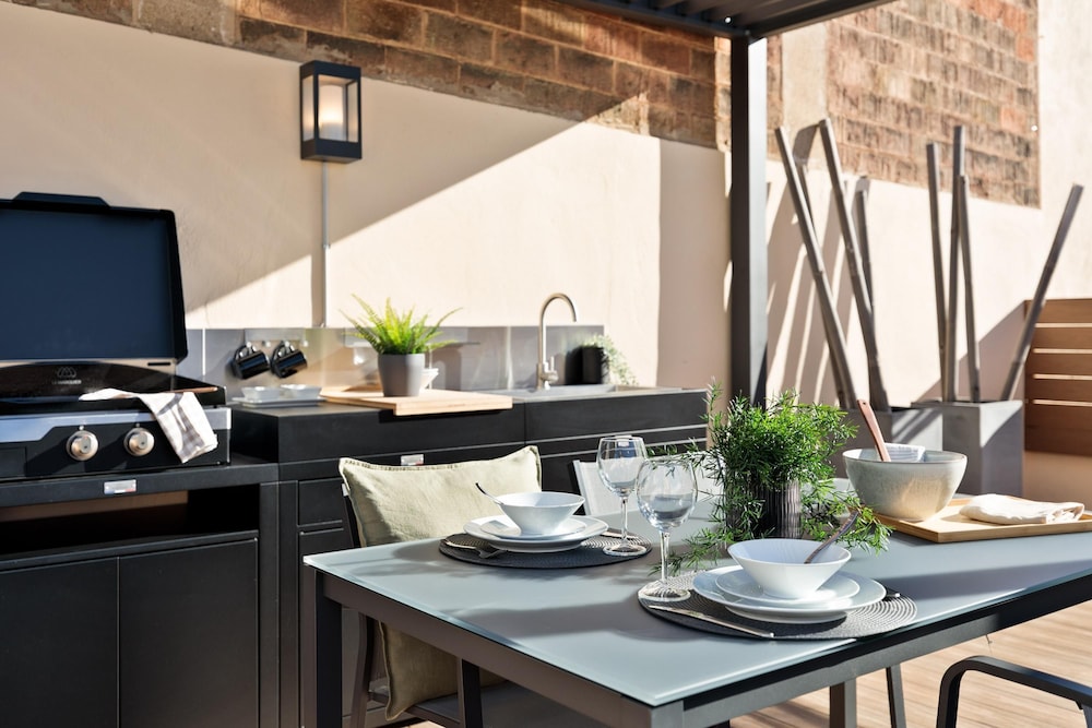 Rambla Paris Attic Apartment