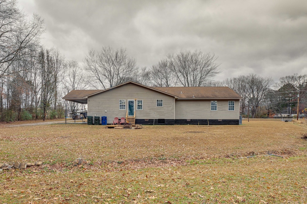 Secluded Hazel Green Home w/ Yard! view 5