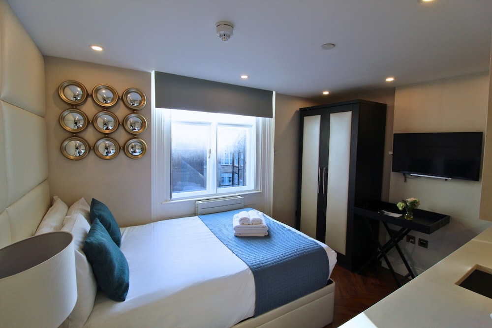 Baker Street Apartments by Viridian Apartments