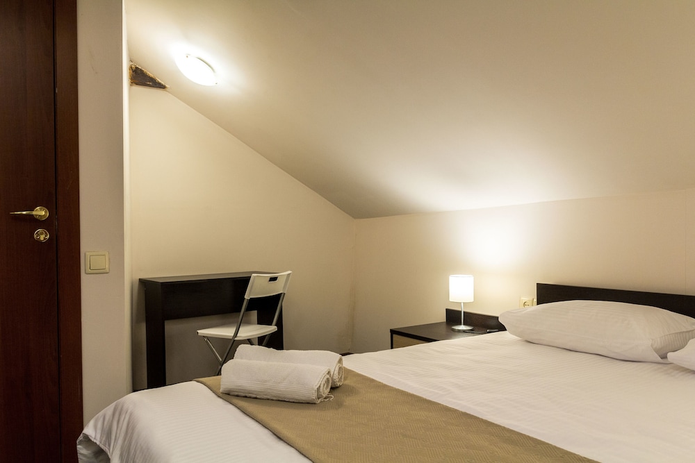Makarov Hostel