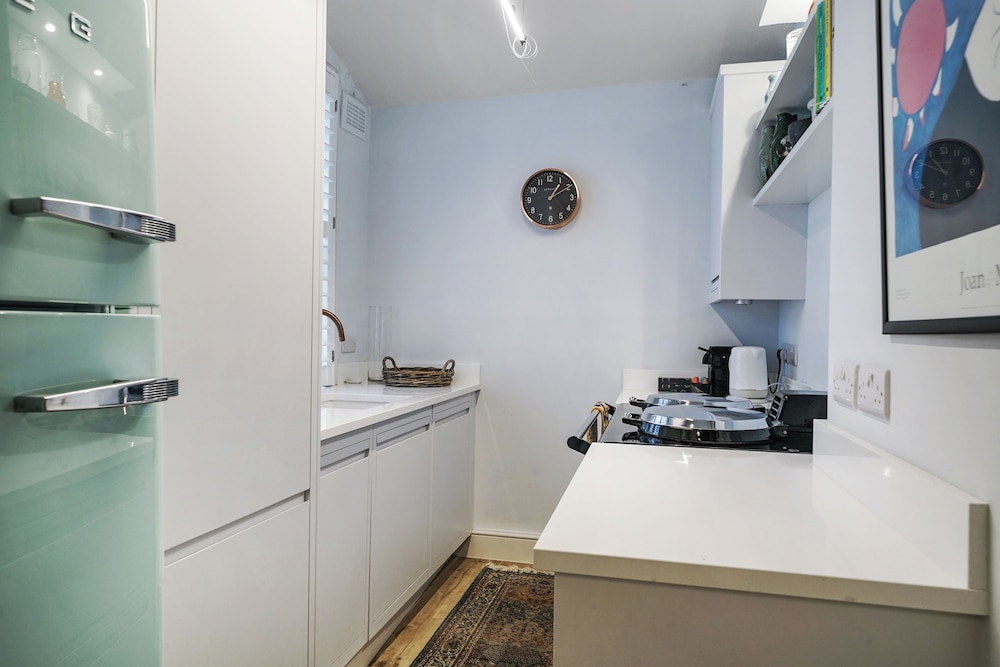 Queen's Gate Gardens Flat