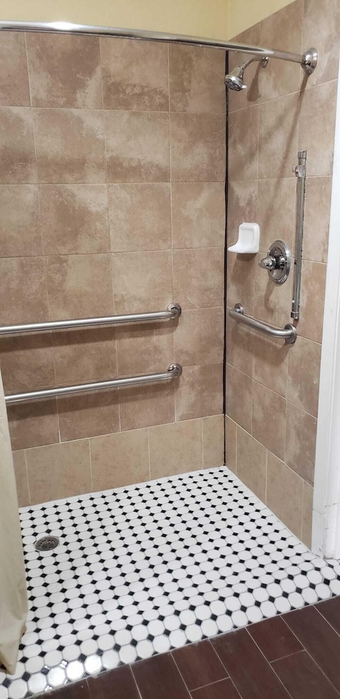 Highlands Suites