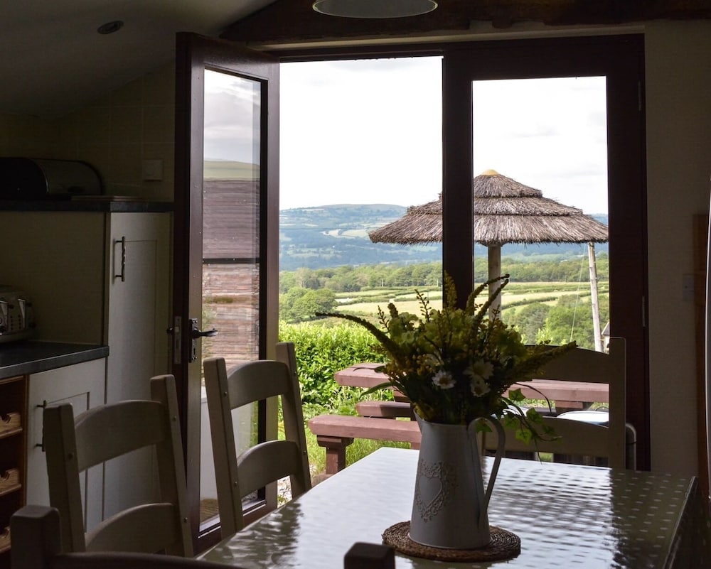 Rhiwddu Barns - Brecon Beacons National Park