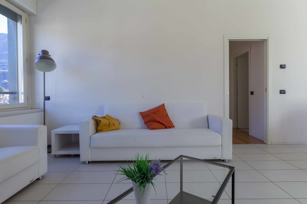 Appartamento Don Rodrigo en Lecco — hotel room