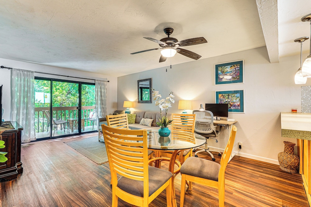 < 1 Mi to Magic Sands Beach: Condo w/ Pool Access!