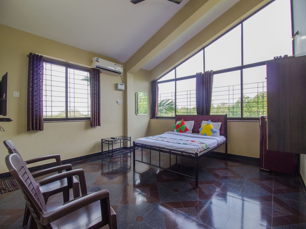 OYO 16412 Home Cozy Studio Parra