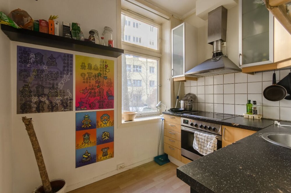 StayPlus Comfy 1BR Apt - Hip Area view 2
