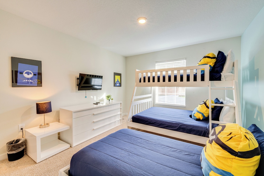 9 Mi to Wdw: Resort Retreat w/ Heated Pool!