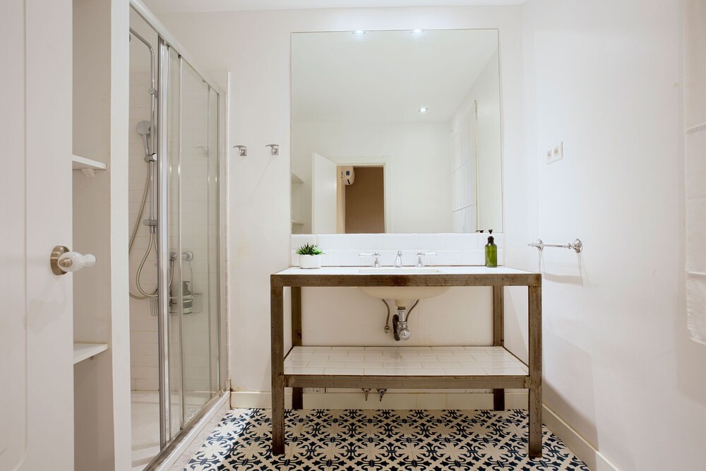 Genteel Home Chueca II