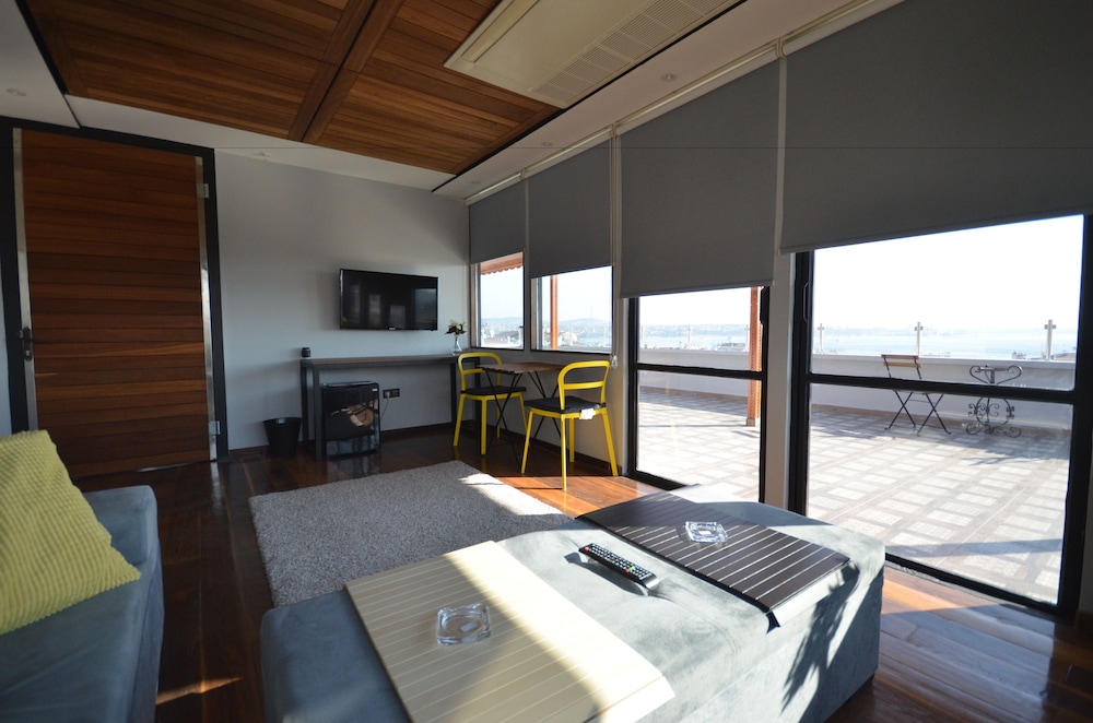 Unver Galata Apart - Image 28