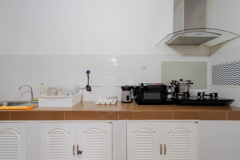 Charming 2-bedroom House in Hua Hin Soi 80,12-minute Walk to Beach