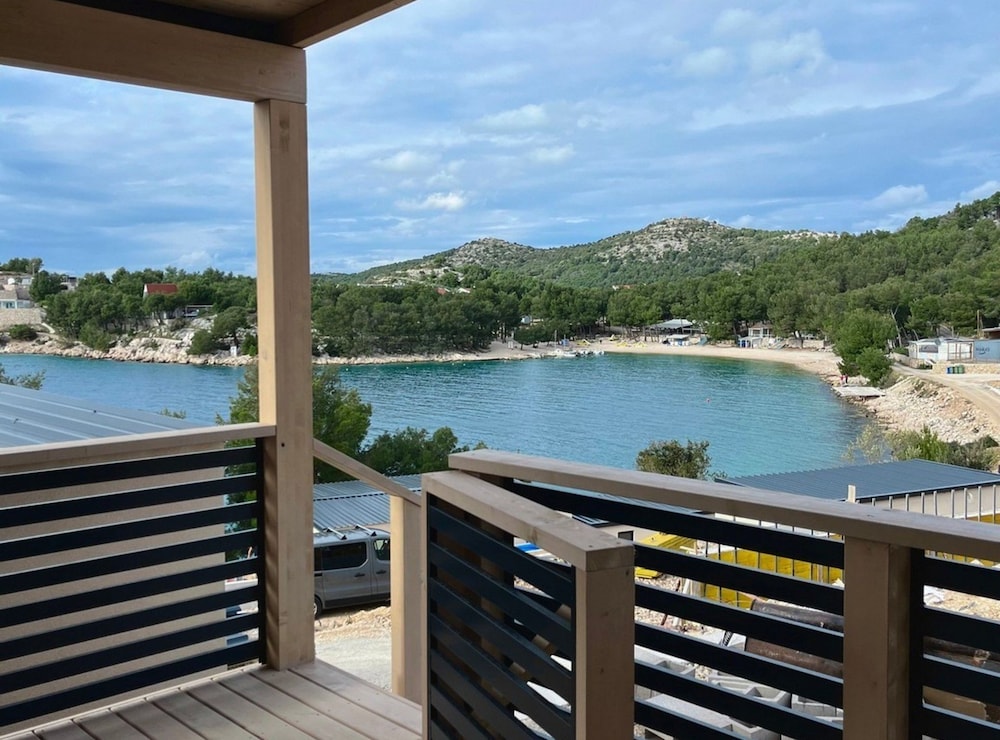 Tranquil Tides Drage Mobile Home With Terrace and Sea View