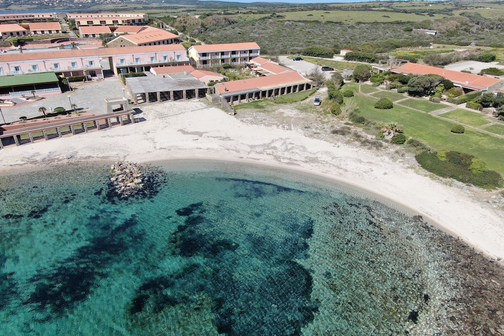 Dimora Ibiscus 50mt From Beach photo 3