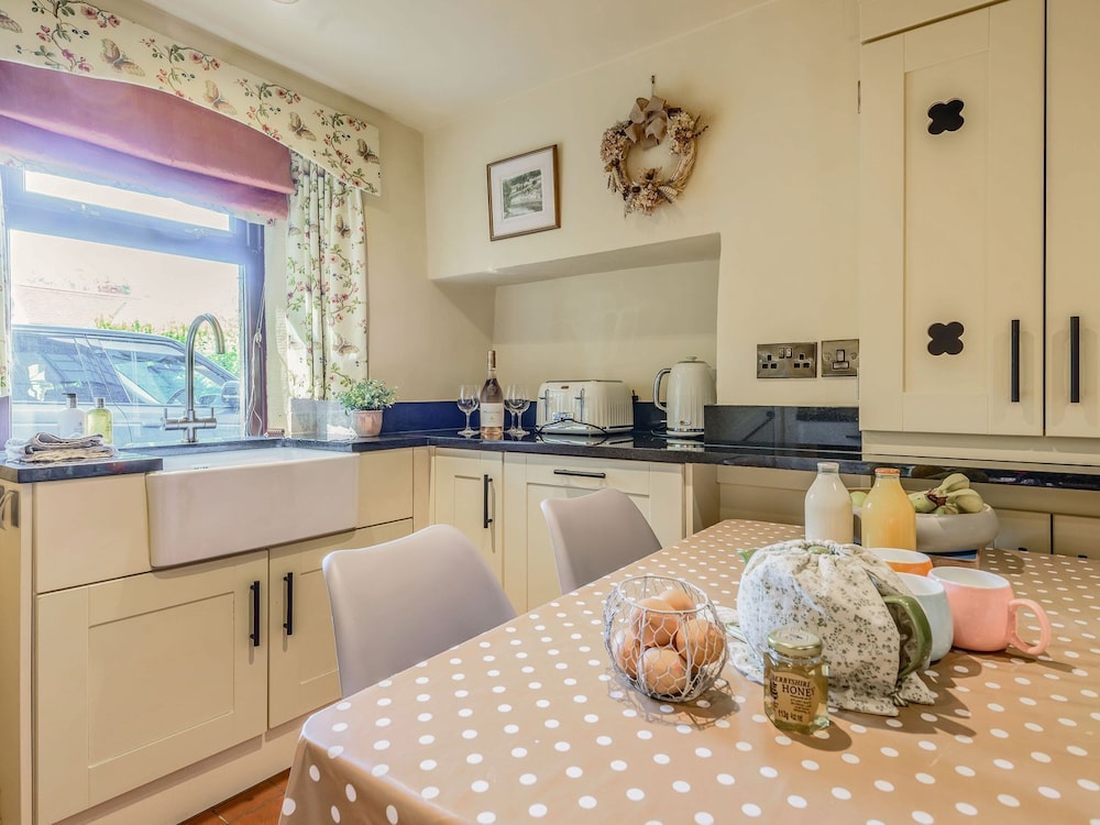 Mulberry Cottage