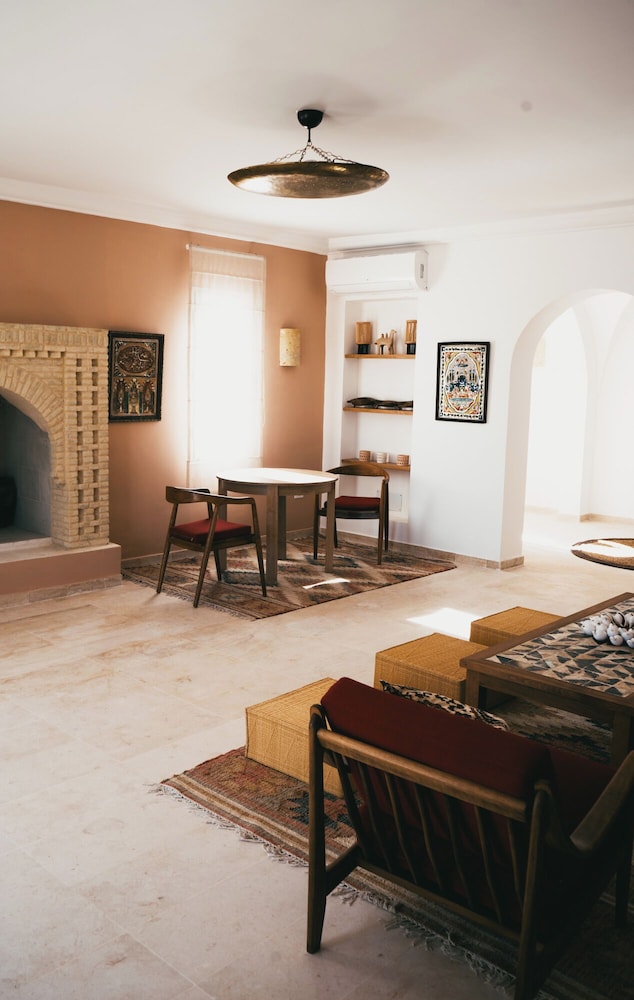 Menezel Jerba