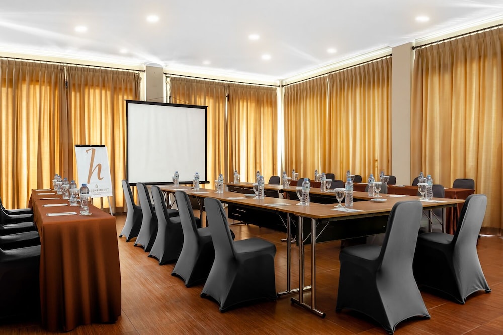 meeting & event spaces
