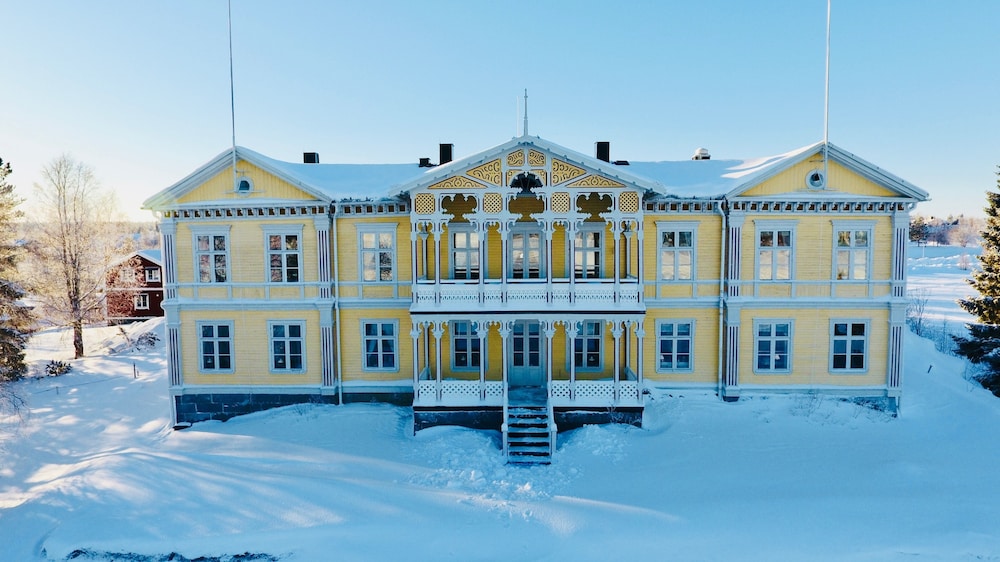 Filipsborg, the Arctic Mansion