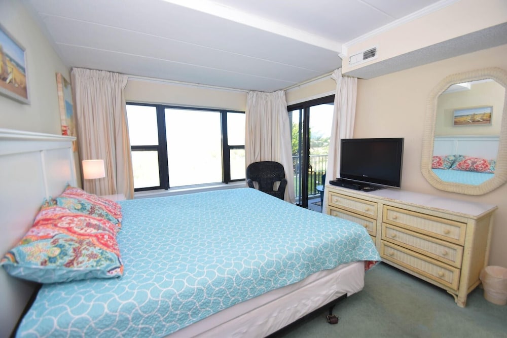 Ocean Trail 102 2 Br condo by RedAwning