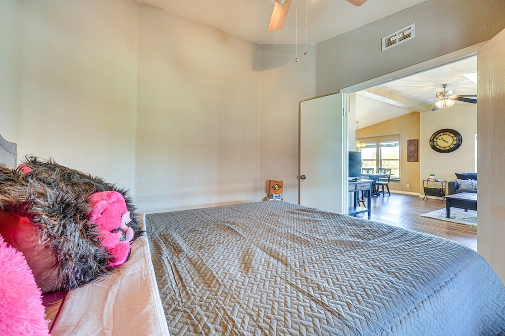 Lincoln Vacations - Lincoln Vacation Rental w/ Private Fire Pit! - Property Image 2