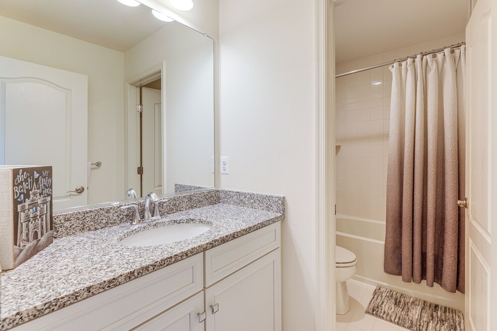 < 4 Mi to Bethany Beach Boardwalk: Family Townhome