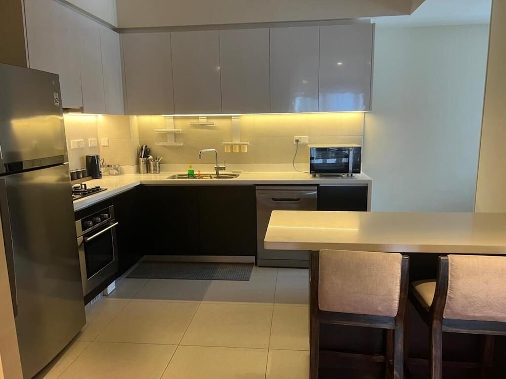 Cinnamon Life Residencies 18th Floor Apt
