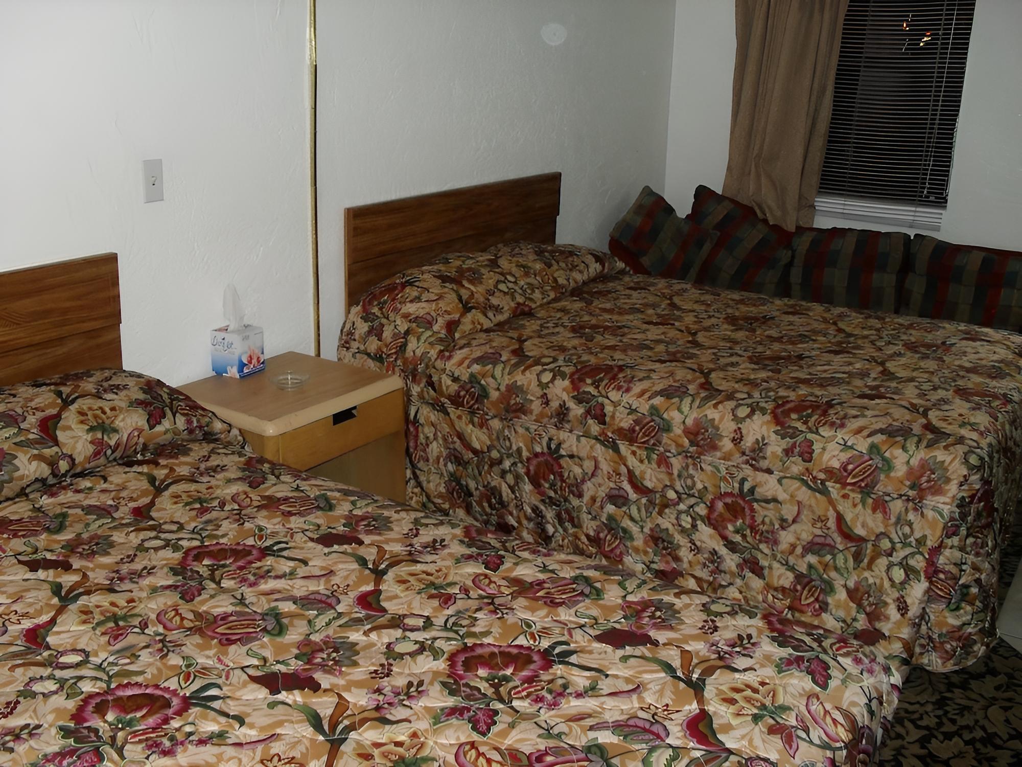 Shore Winds Motel