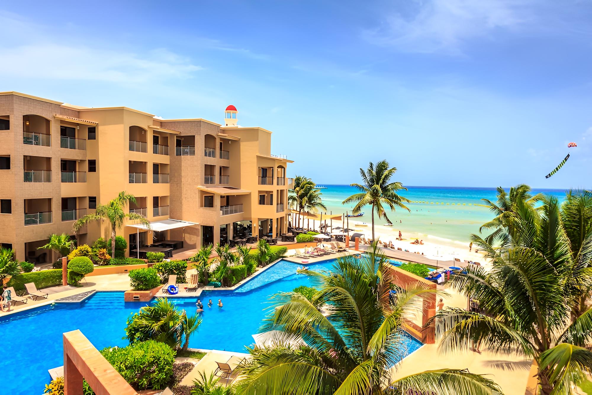 El Faro Oceanfront by Bric
