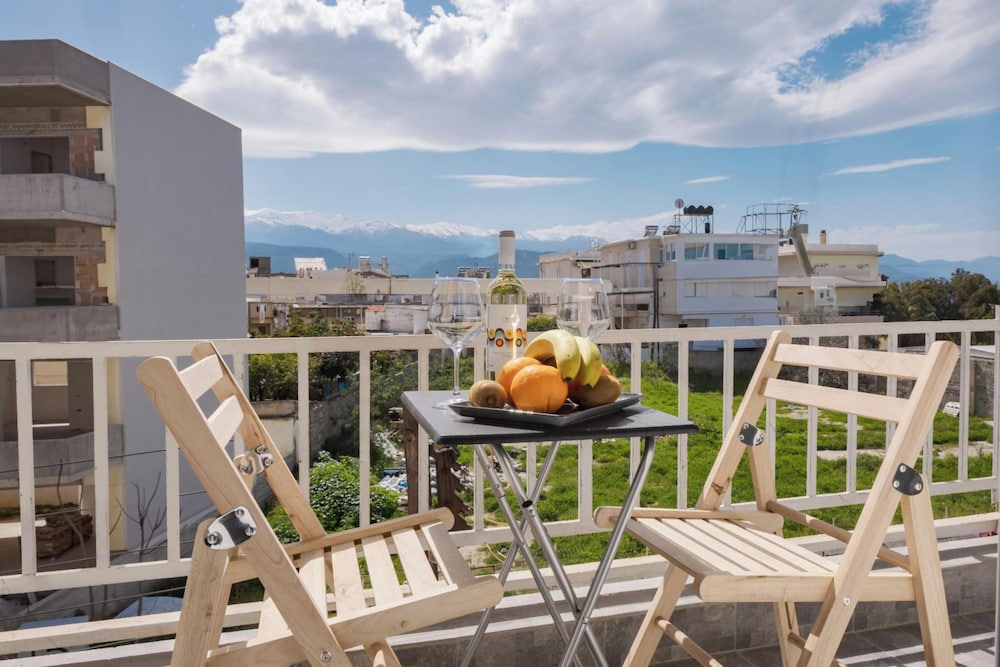 Zen City Apartment