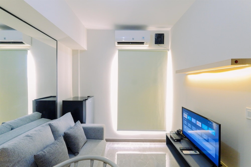 Good Price and Warm 2BR at Podomoro Golf View Apartment