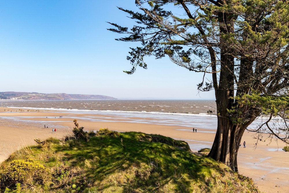 Beachside - Sea Views Village Centre Saundersfoot