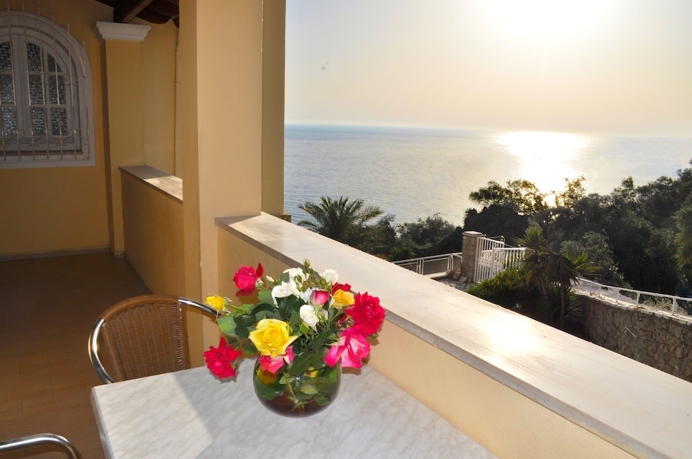 Apartments Maria With Pool - Agios Gordios Beach view 3