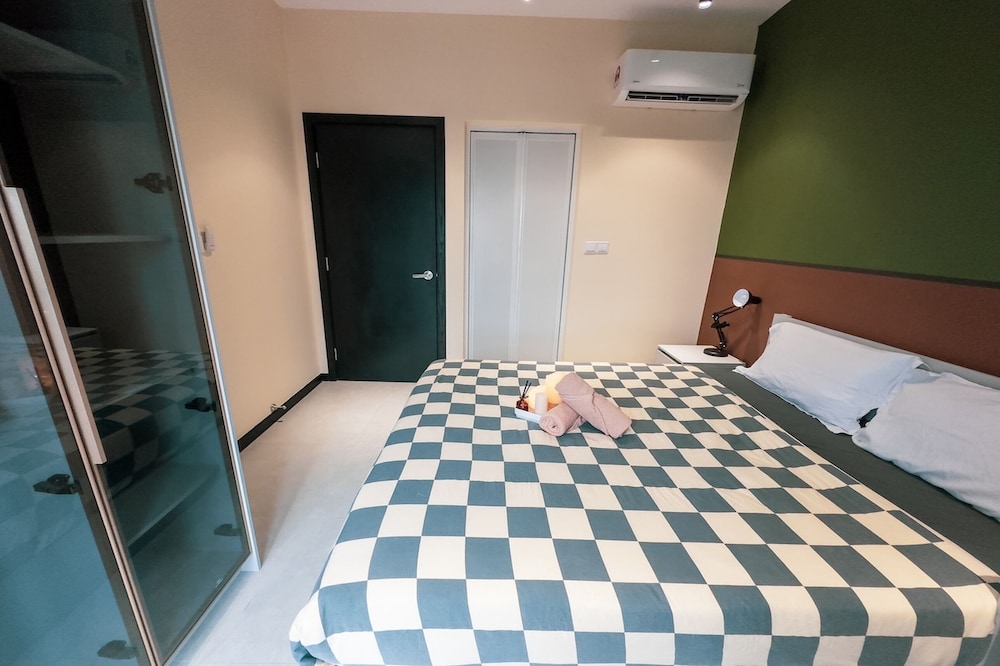 Neu Suites Horizon View Apartments