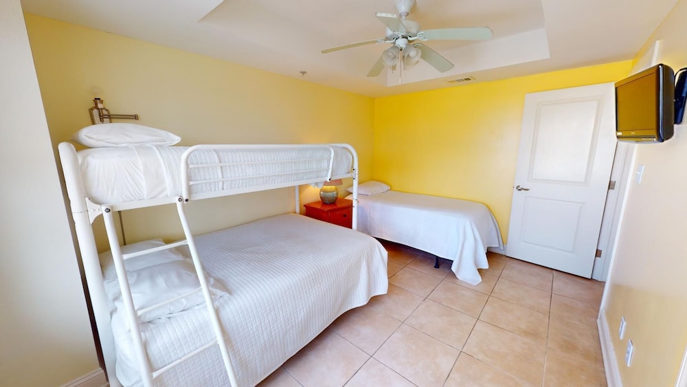 Pier Walk Unit C by Tybee Vacation Rentals