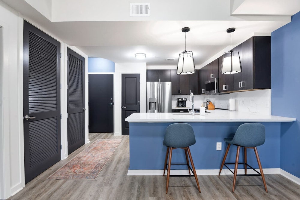Luxury City Center Home