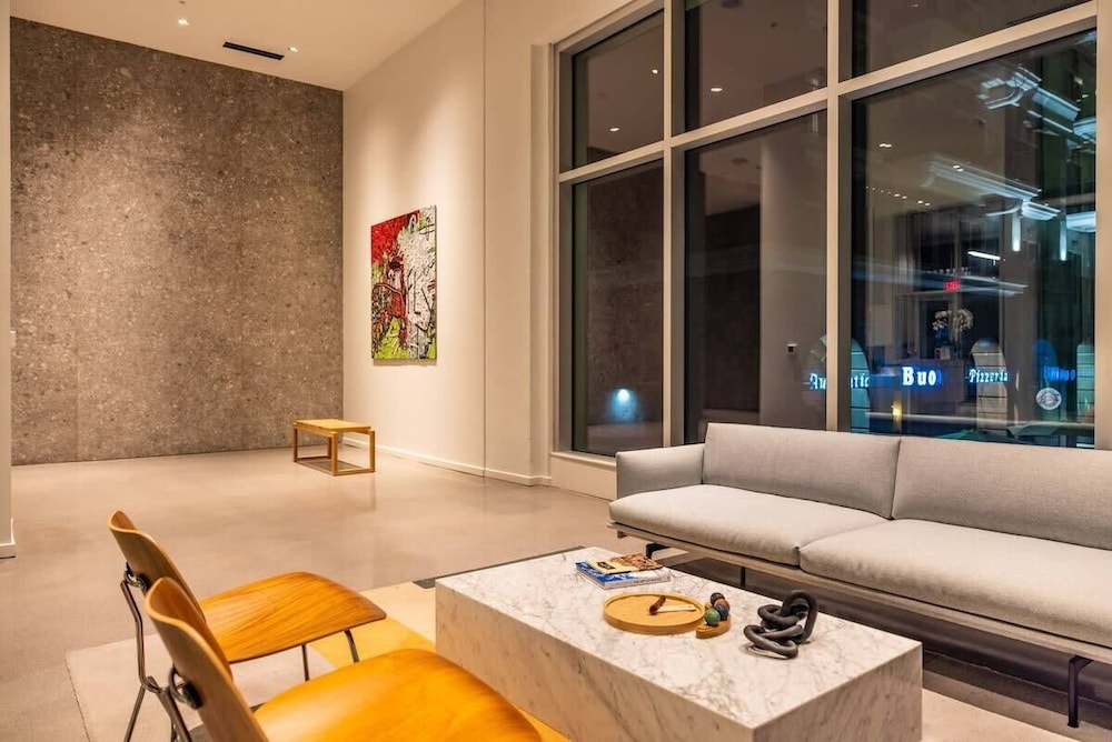 @ Marbella Lane - Sleek Corner Ocean View