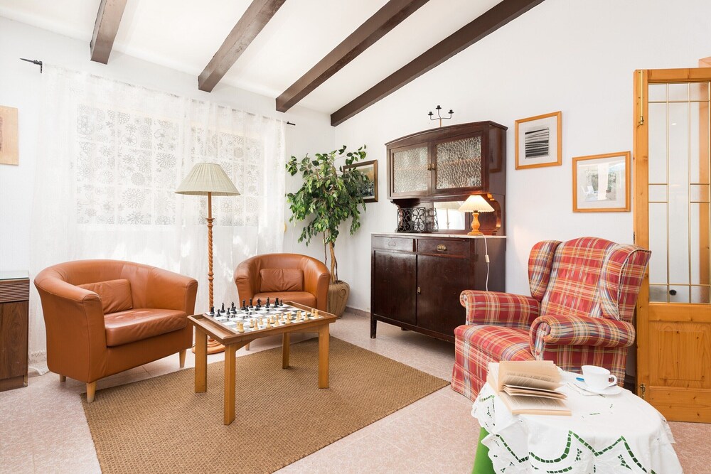 Villa in Campanet With Private Pool & Tennis