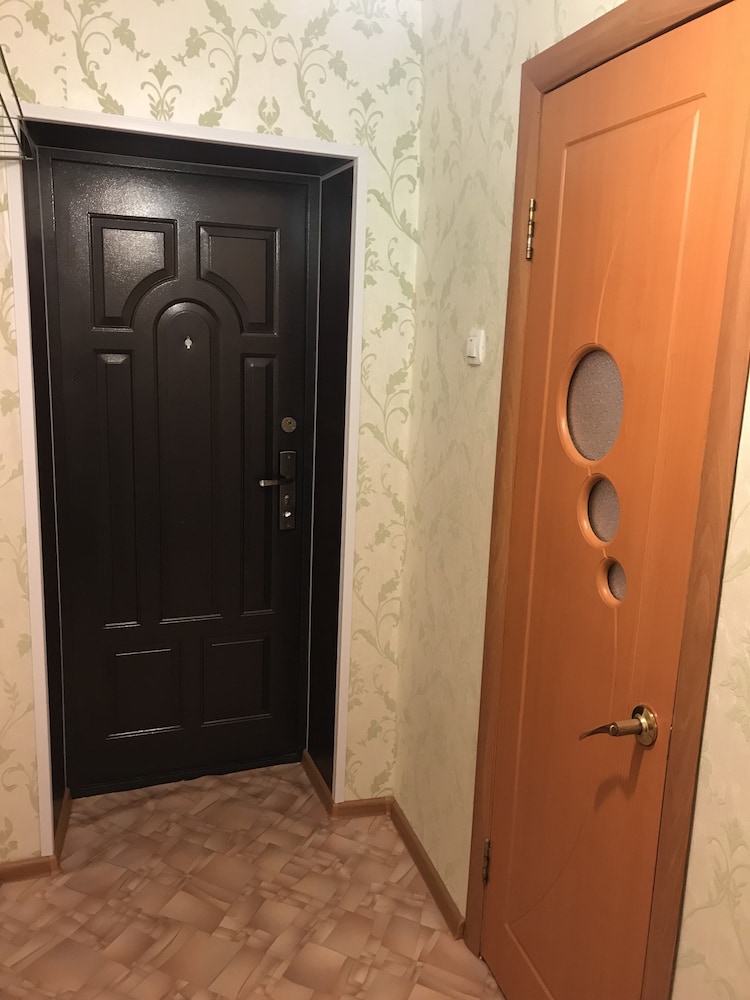 Apartment on Alleya Truda 6 view 2