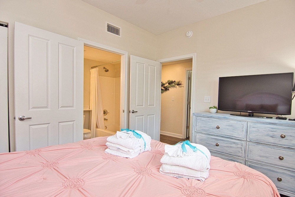 Shores Of Panama 719 2 Bedroom Condo